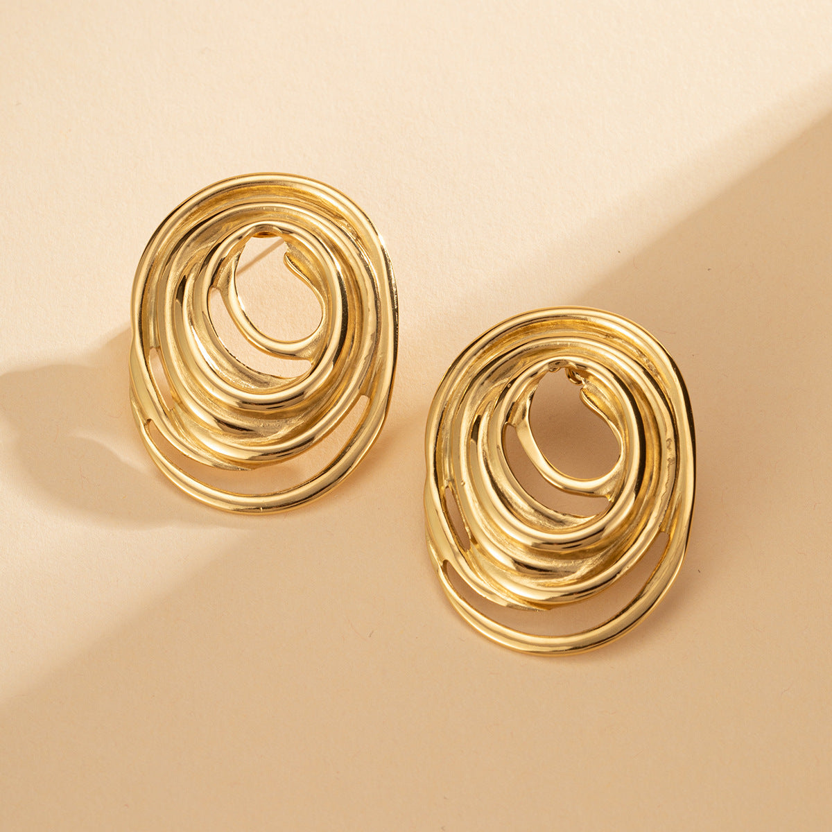 New Oval Line Women's Stud Earrings