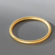 Simple Glossy Frosted Ring Design