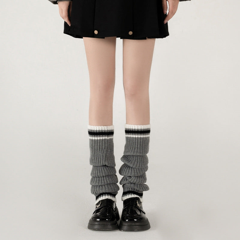 Gray Spring And Autumn Bunching Socks