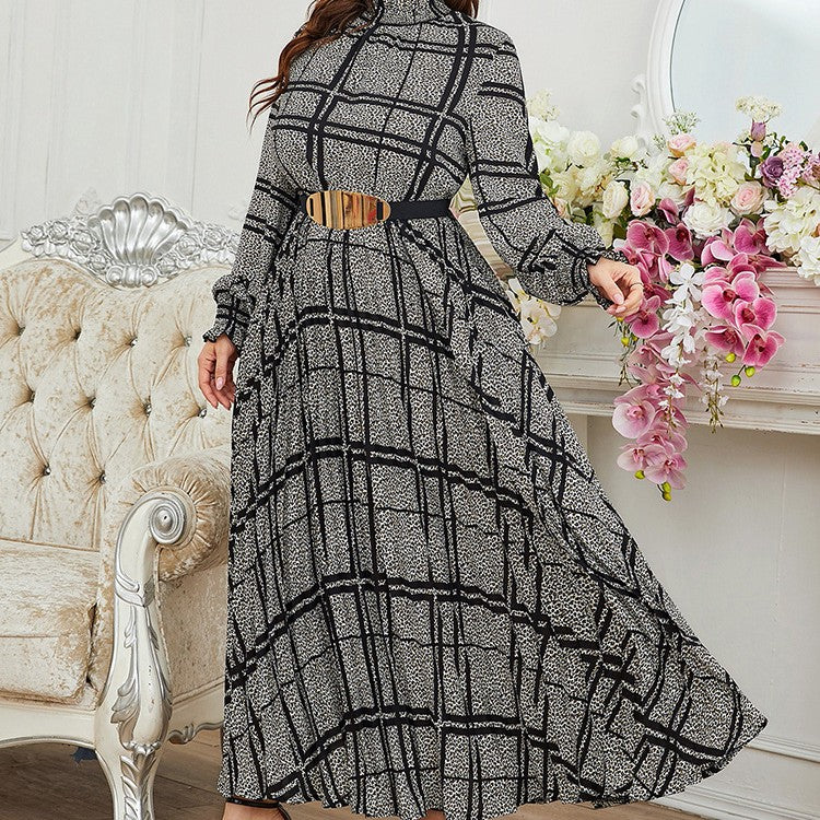 Large Simple Plaid Long Flowing Dress with Long Sleeves