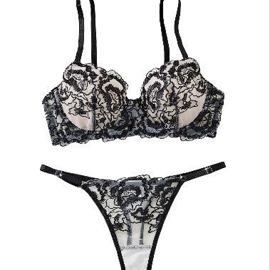 Black Embroidery Three-point Gathering Bra Underwear Set